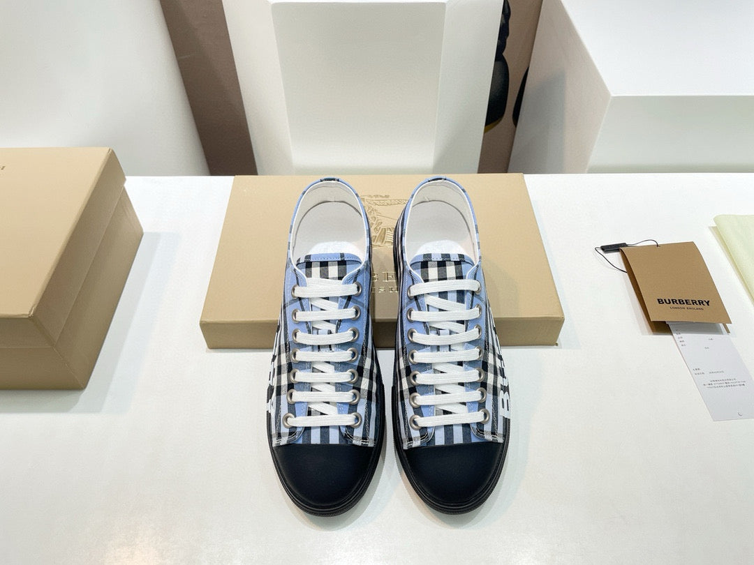 Burberry Sneakers