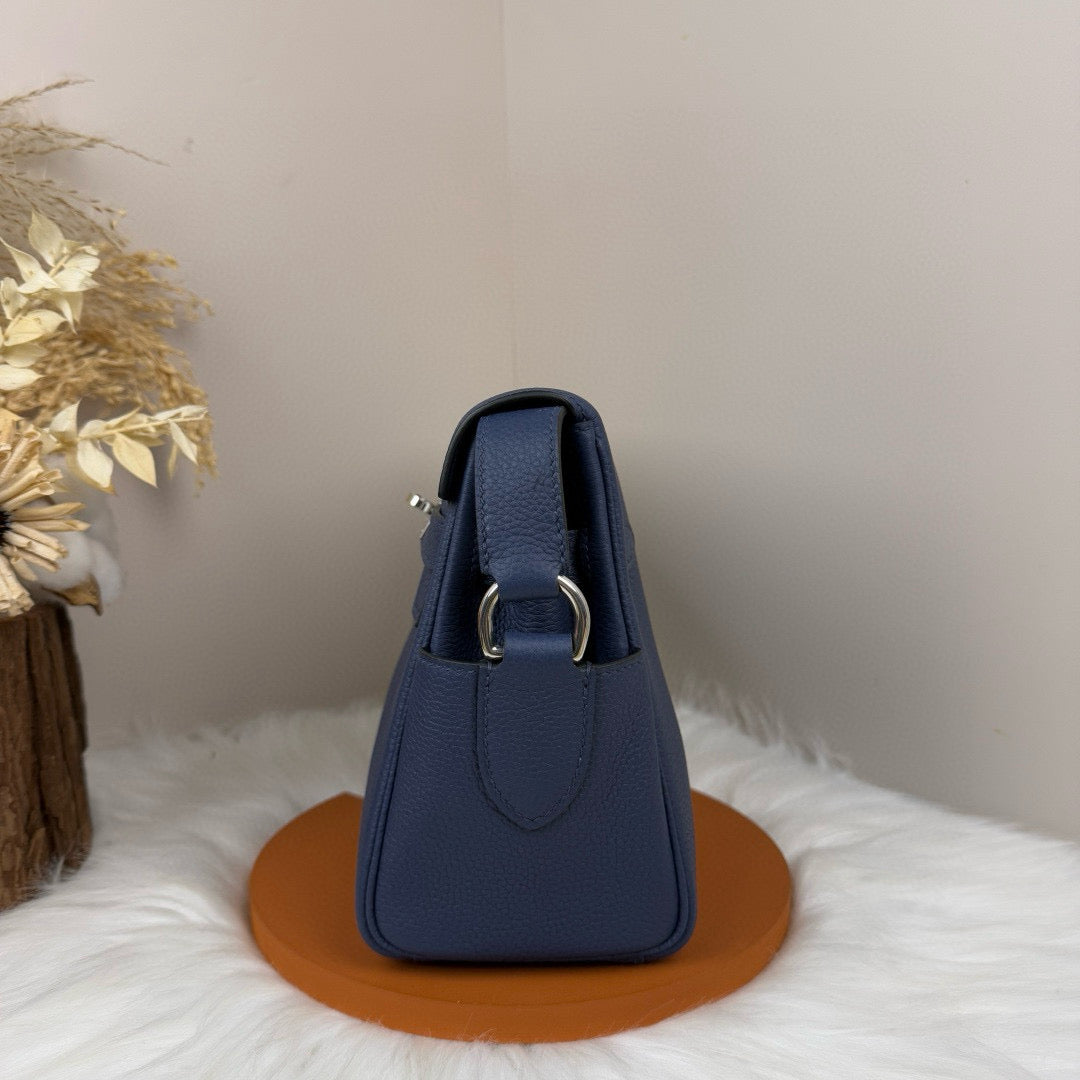 Hermes Messenger Bag