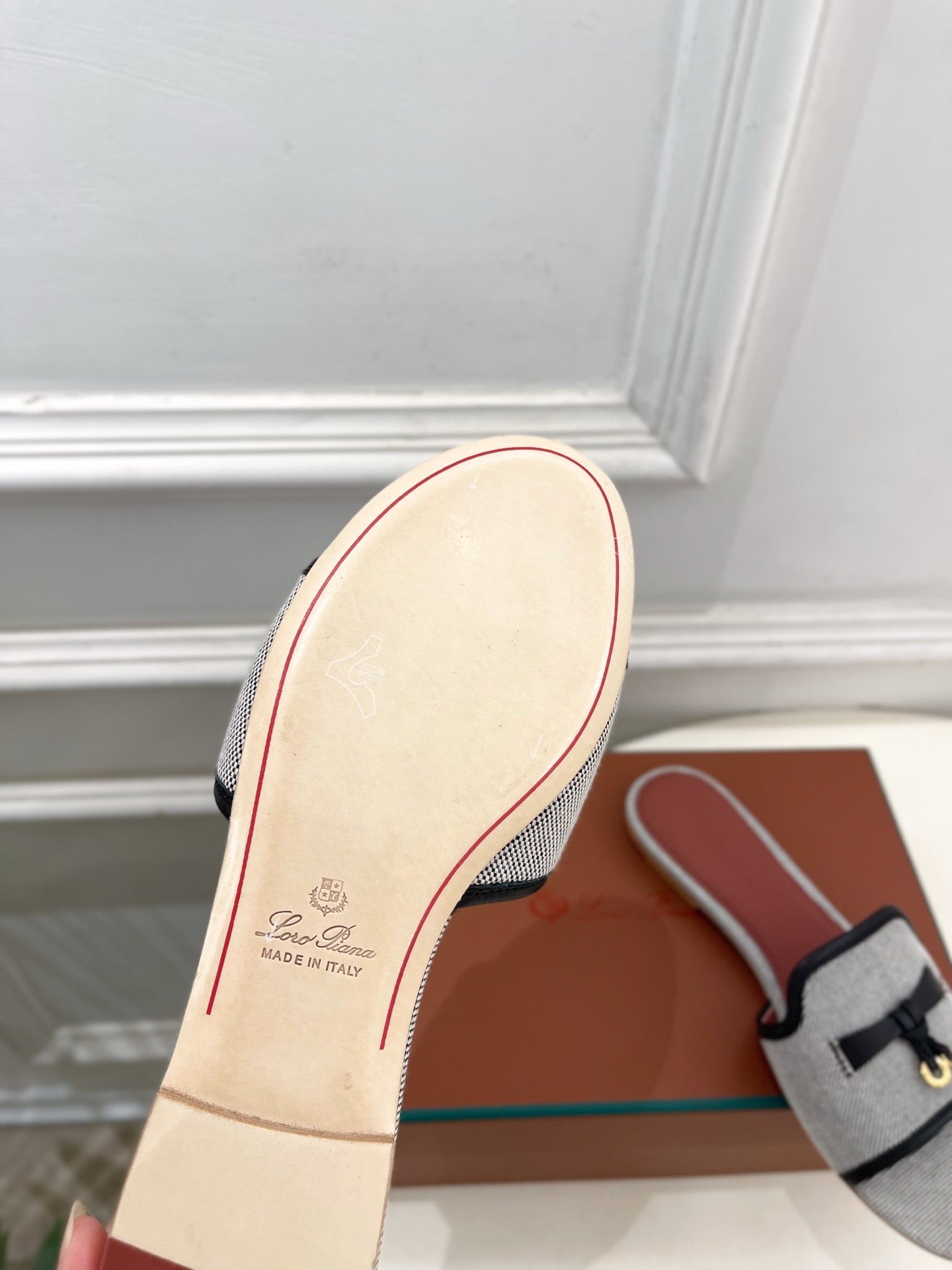 LP Sandals