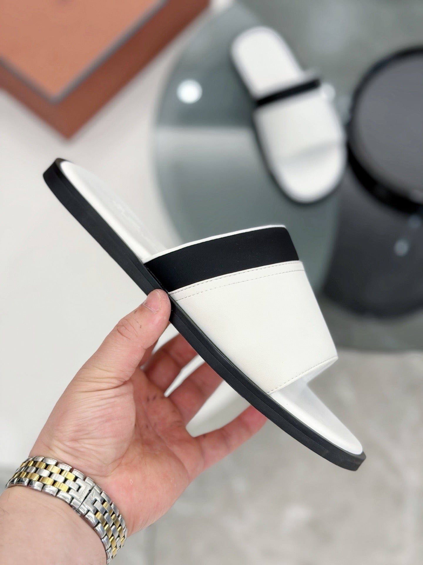 LP Sandals