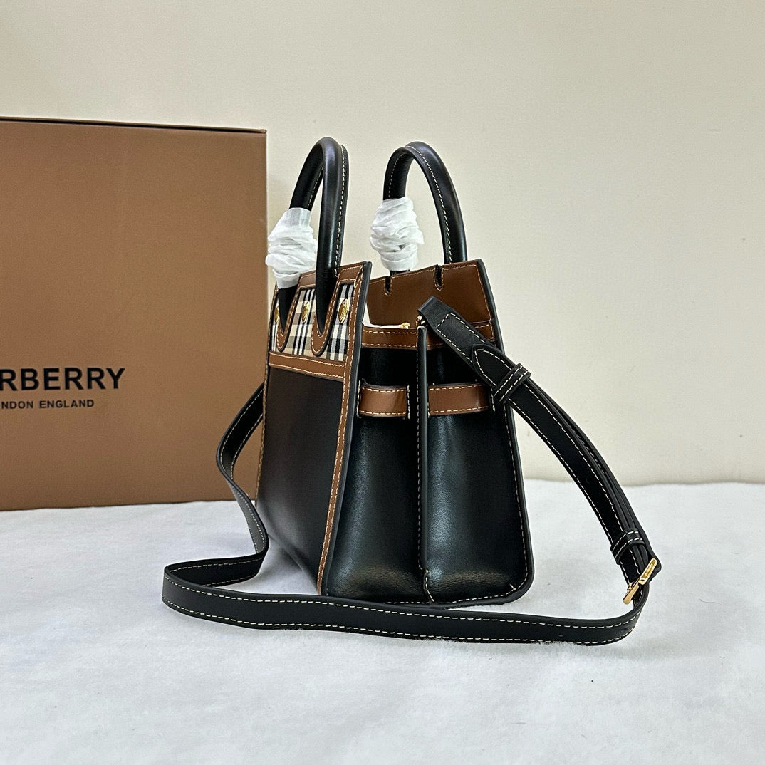 Burberry Vintage Two Handle Title Bag(26CM*13CM*20CM)