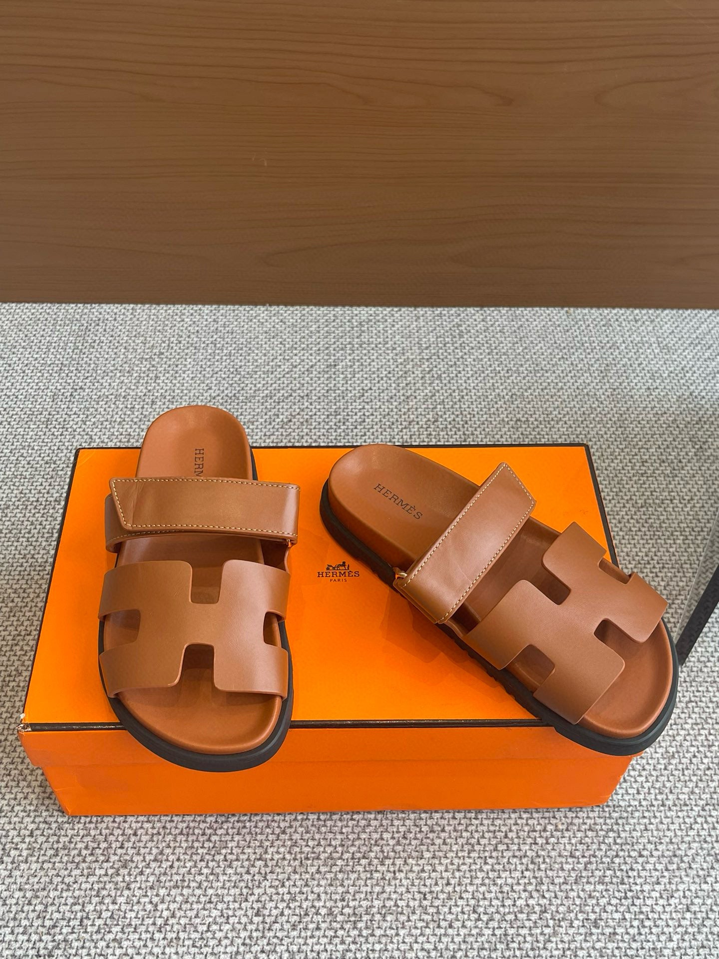 Sandalias Hermés