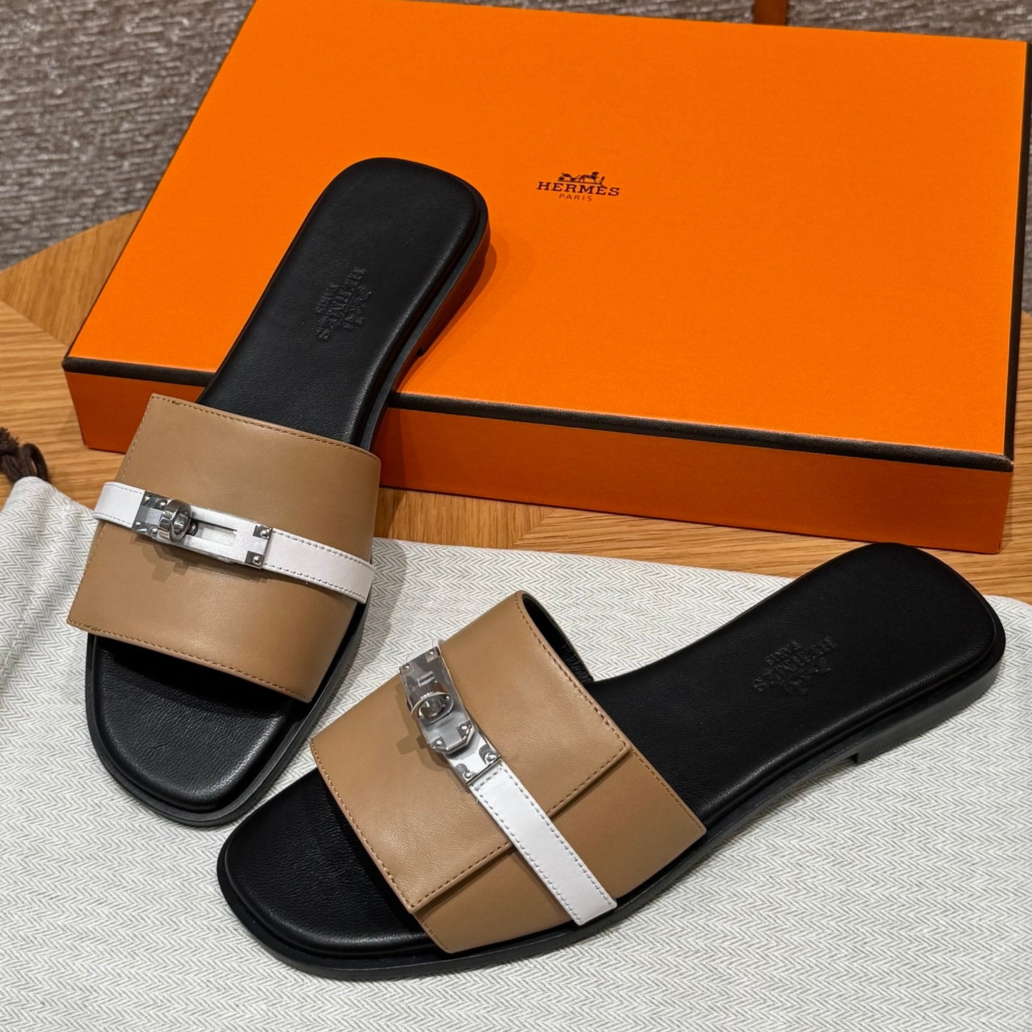 Hermes Sandals