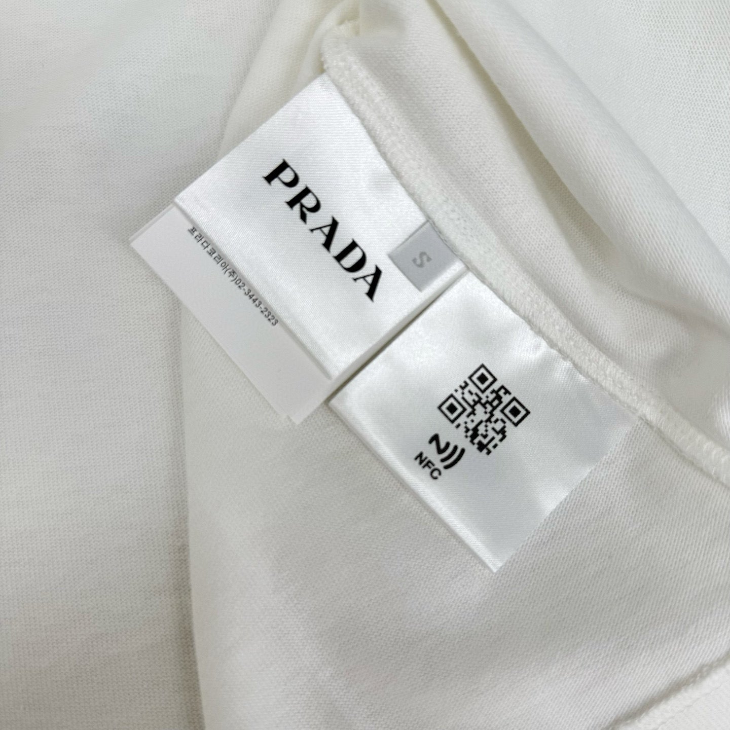 Prada T-Shirt