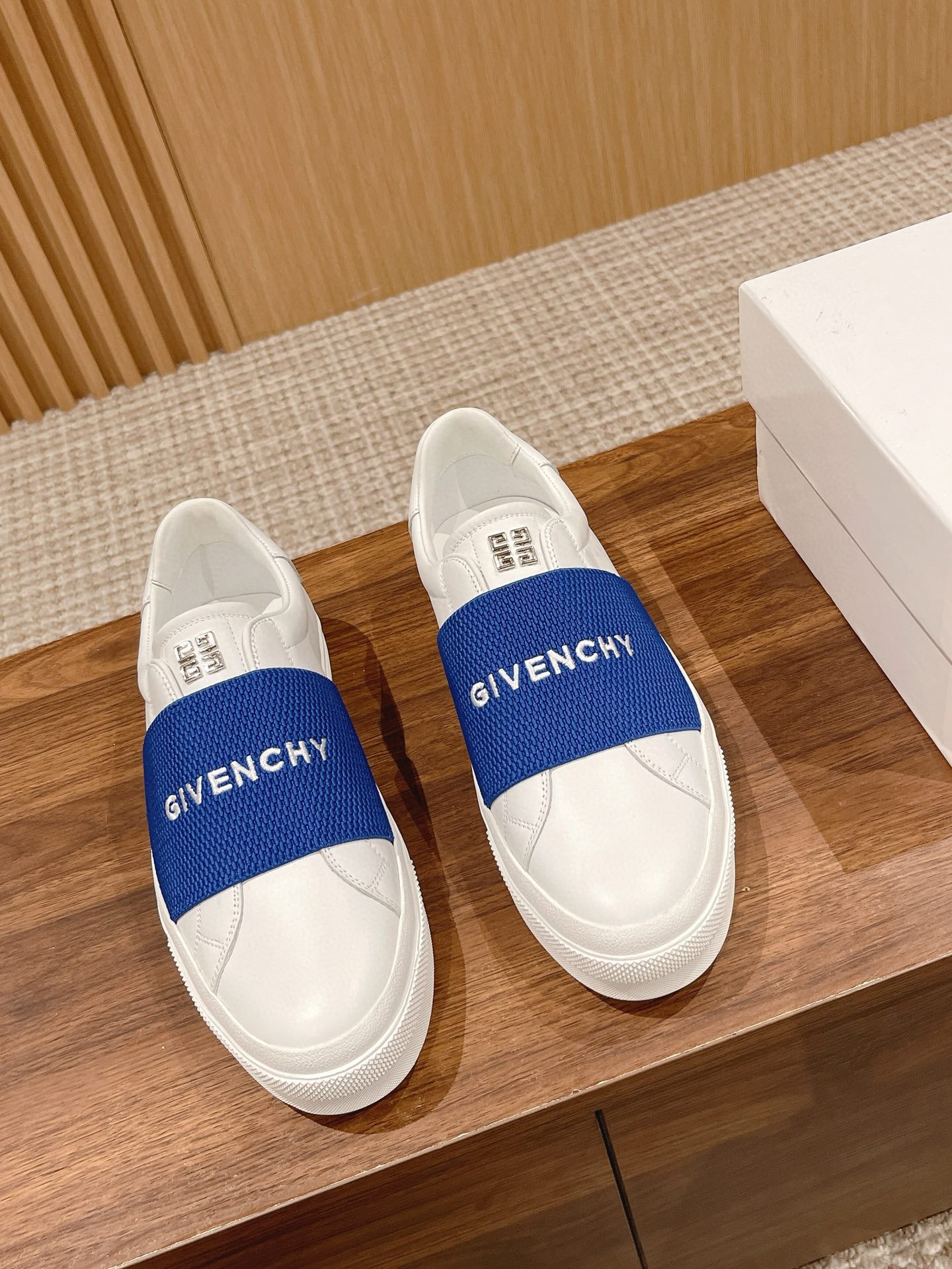 Givenchy Sneakers