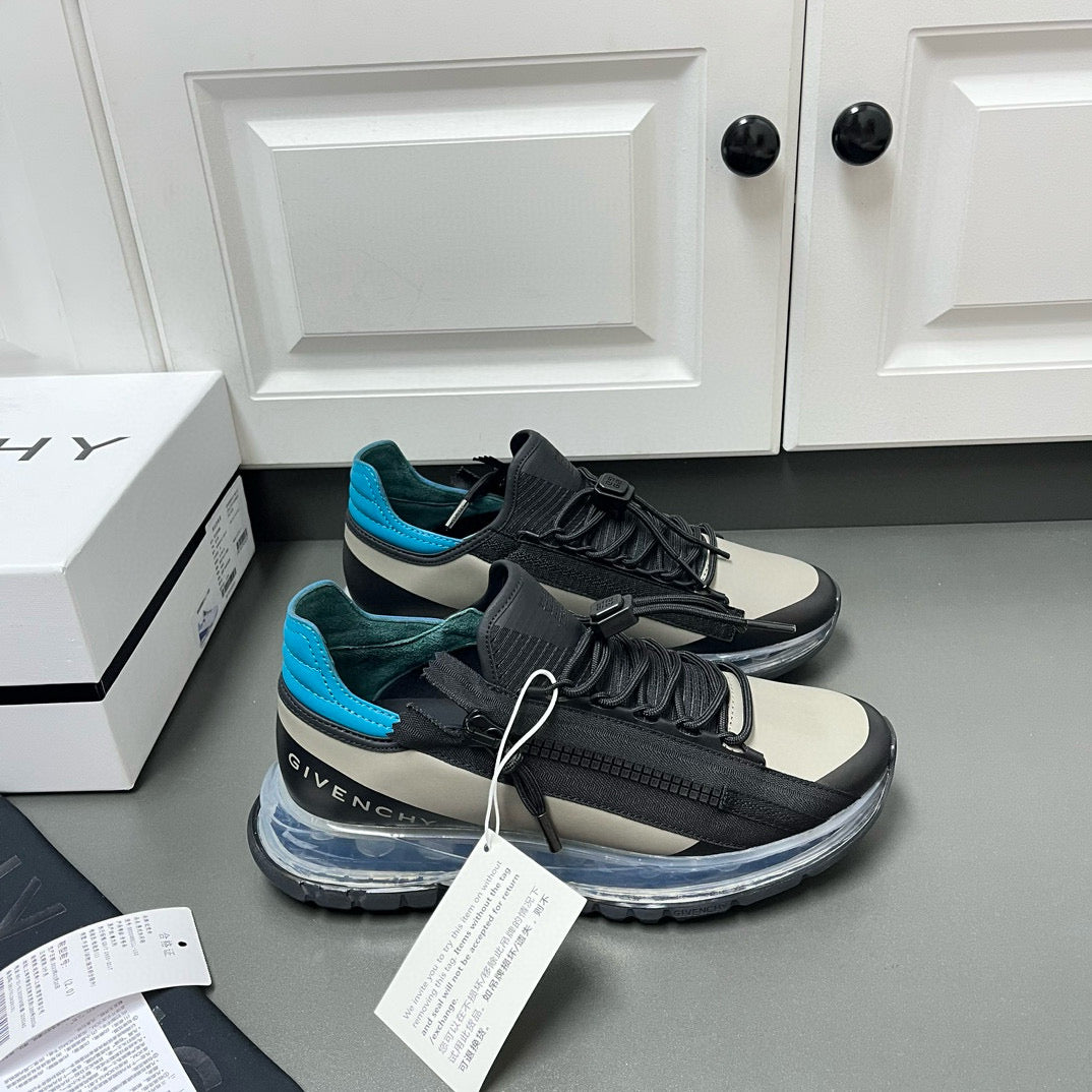 Givenchy Sneakers