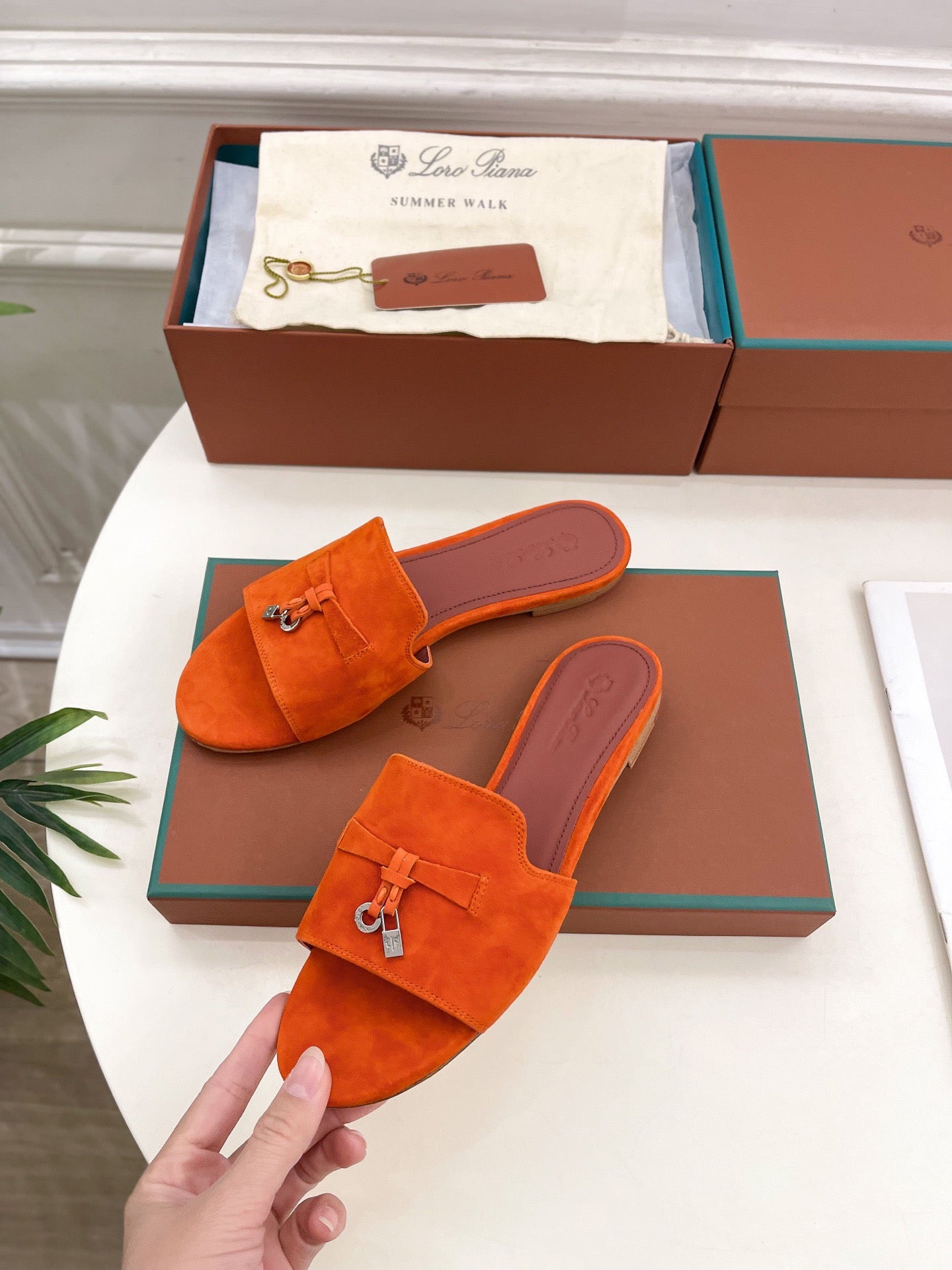 LP Sandals