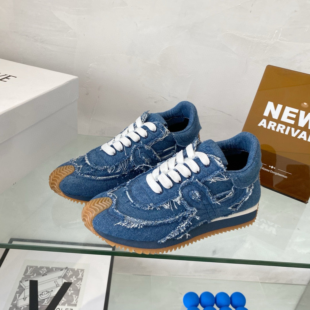 Loewe Sneakers