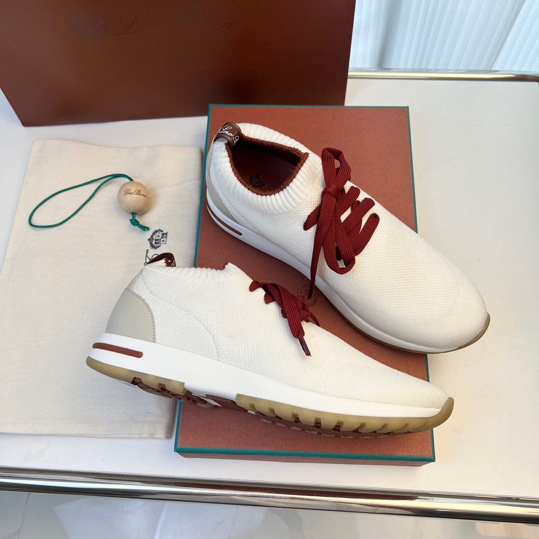 LP Sneakers