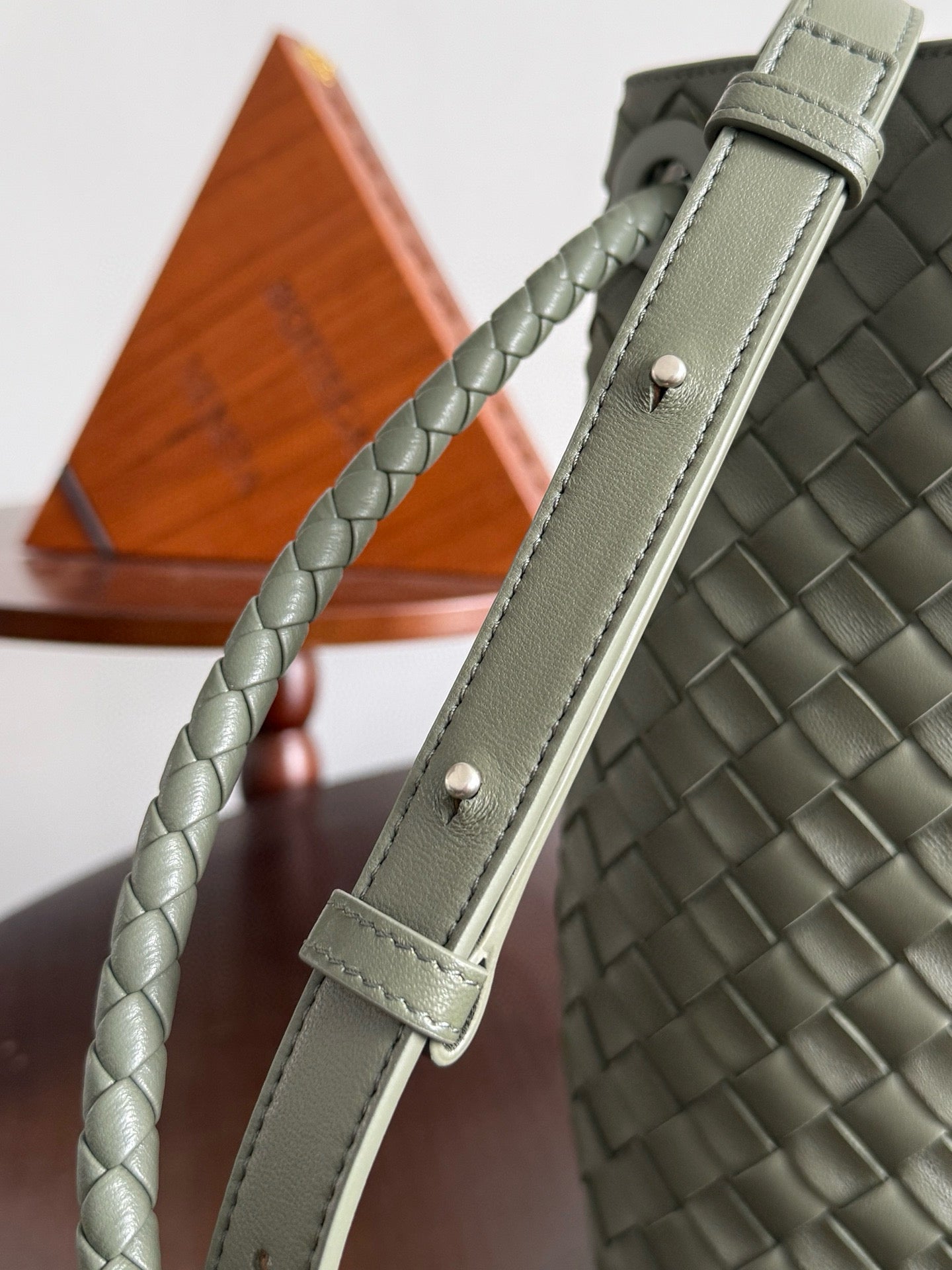 Bottega Veneta Andiamo Bucket