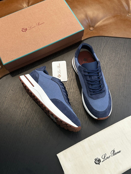 LP Sneakers