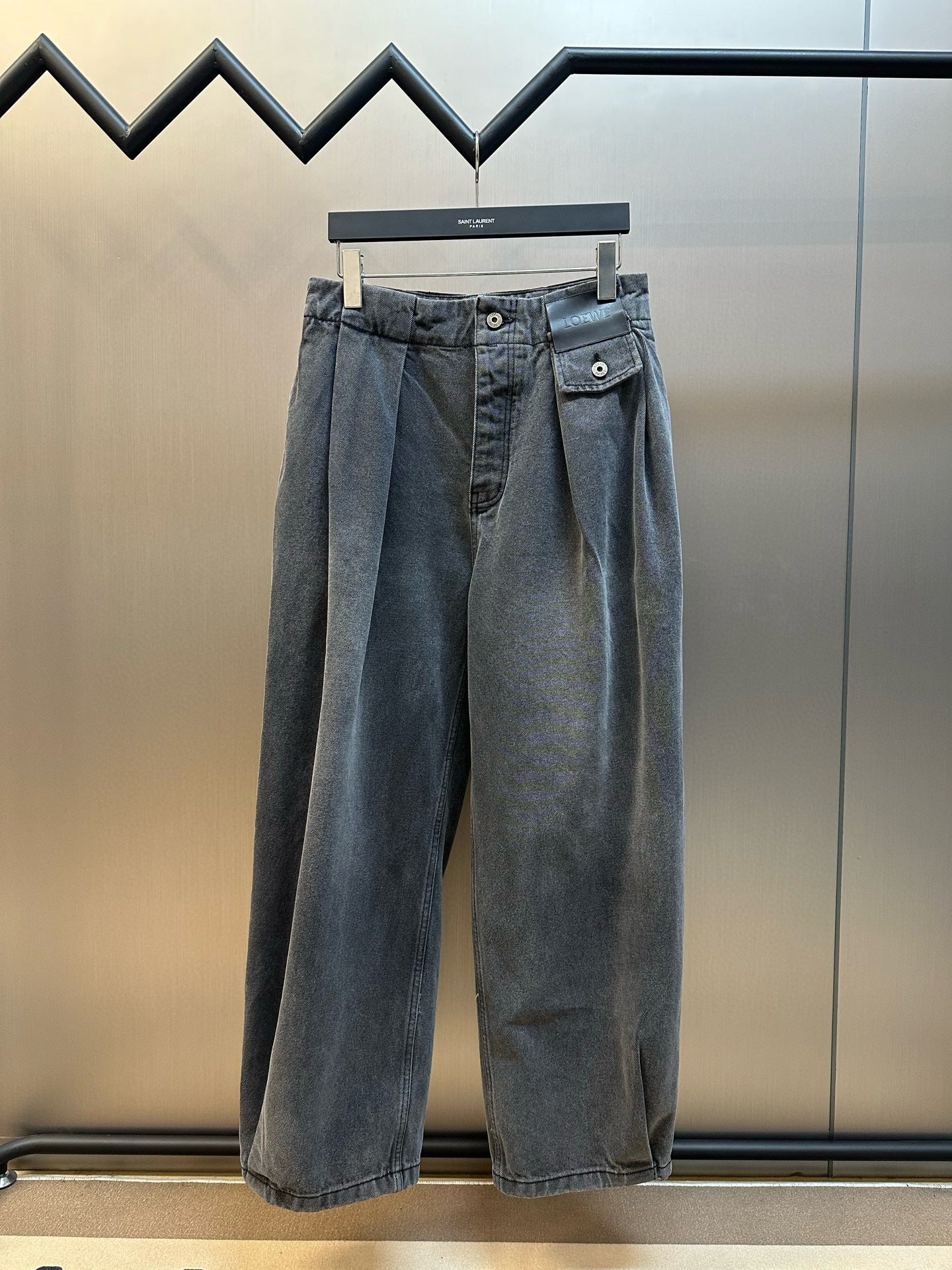Loewe Jean
