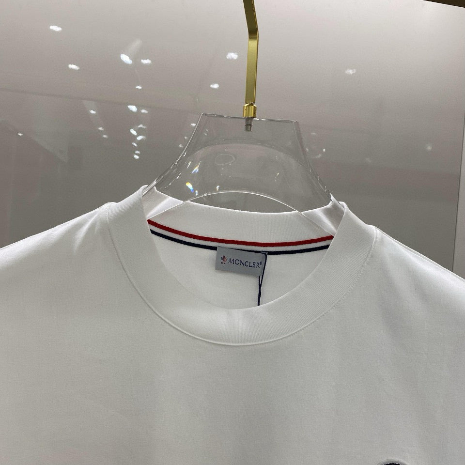 Moncler T-shirt