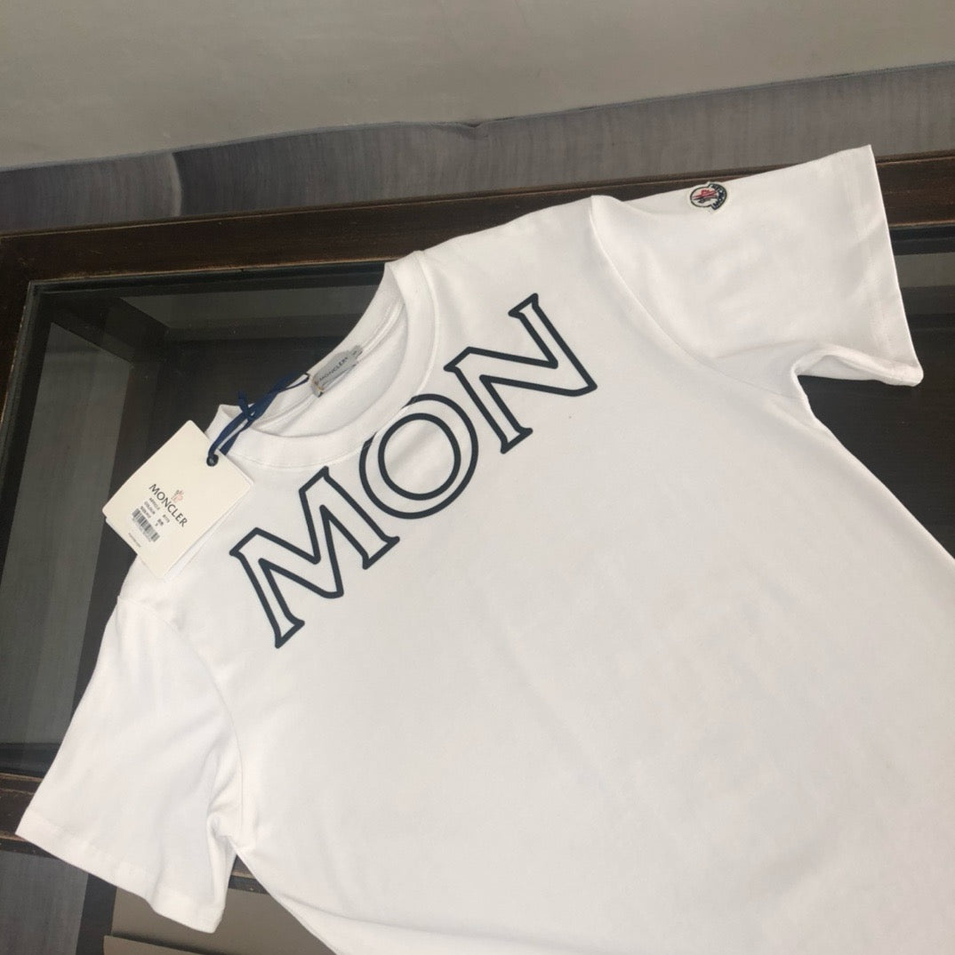 Moncler T-shirt