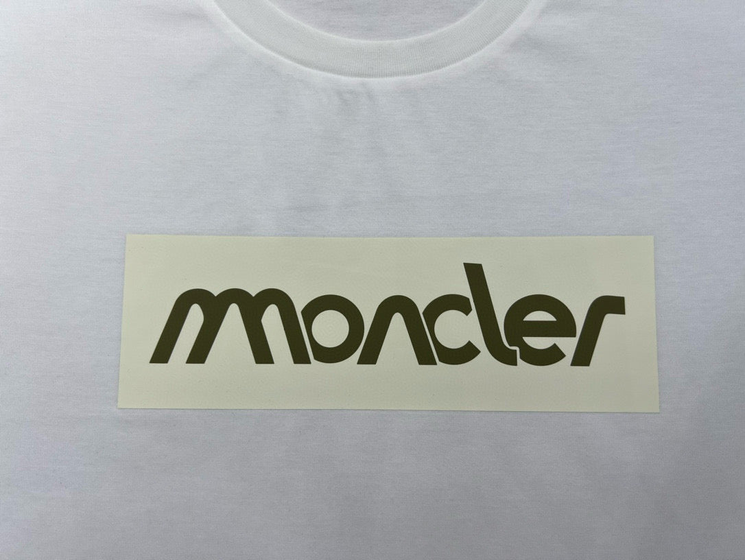 Moncler T-shirt