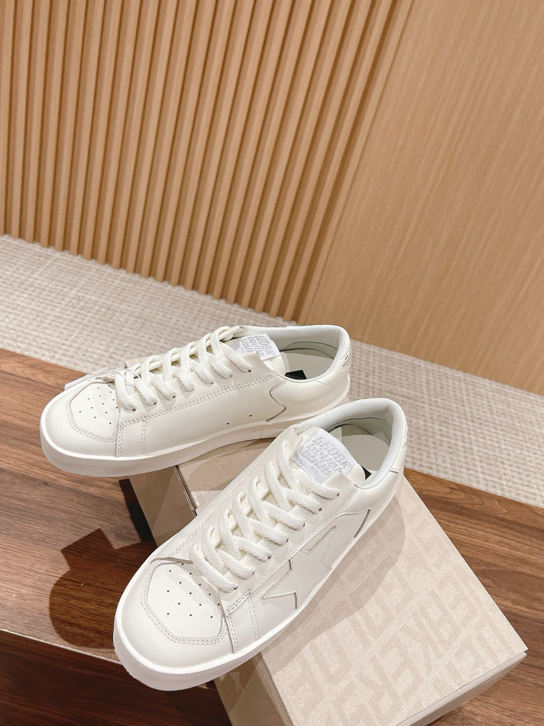 Golden Goose Sneaker