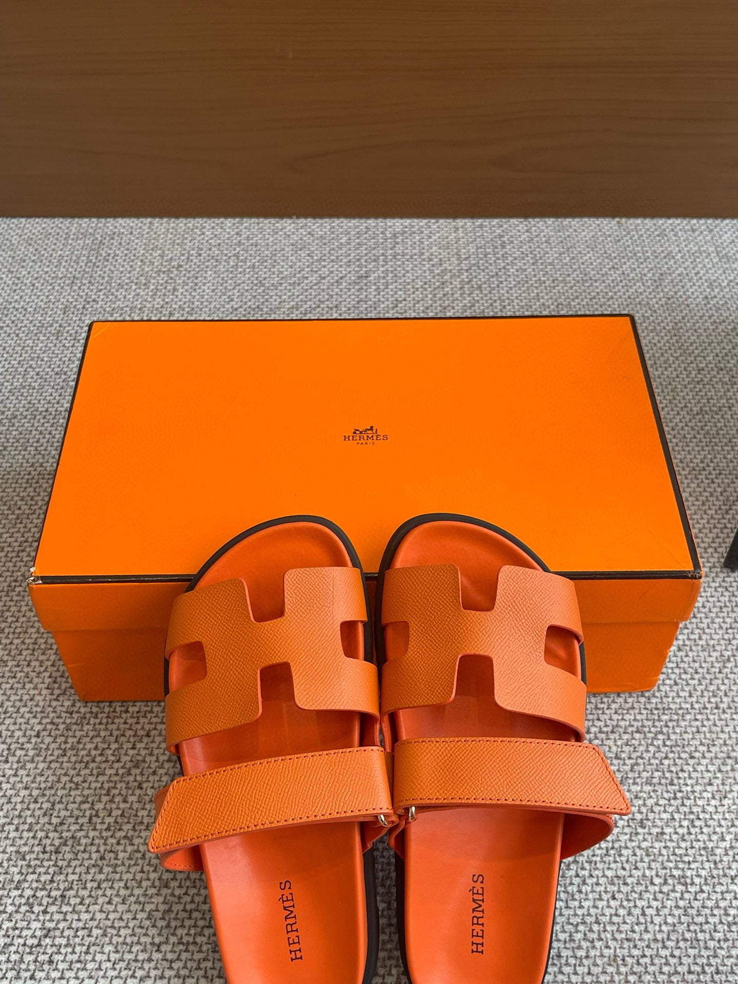 Sandalias Hermés