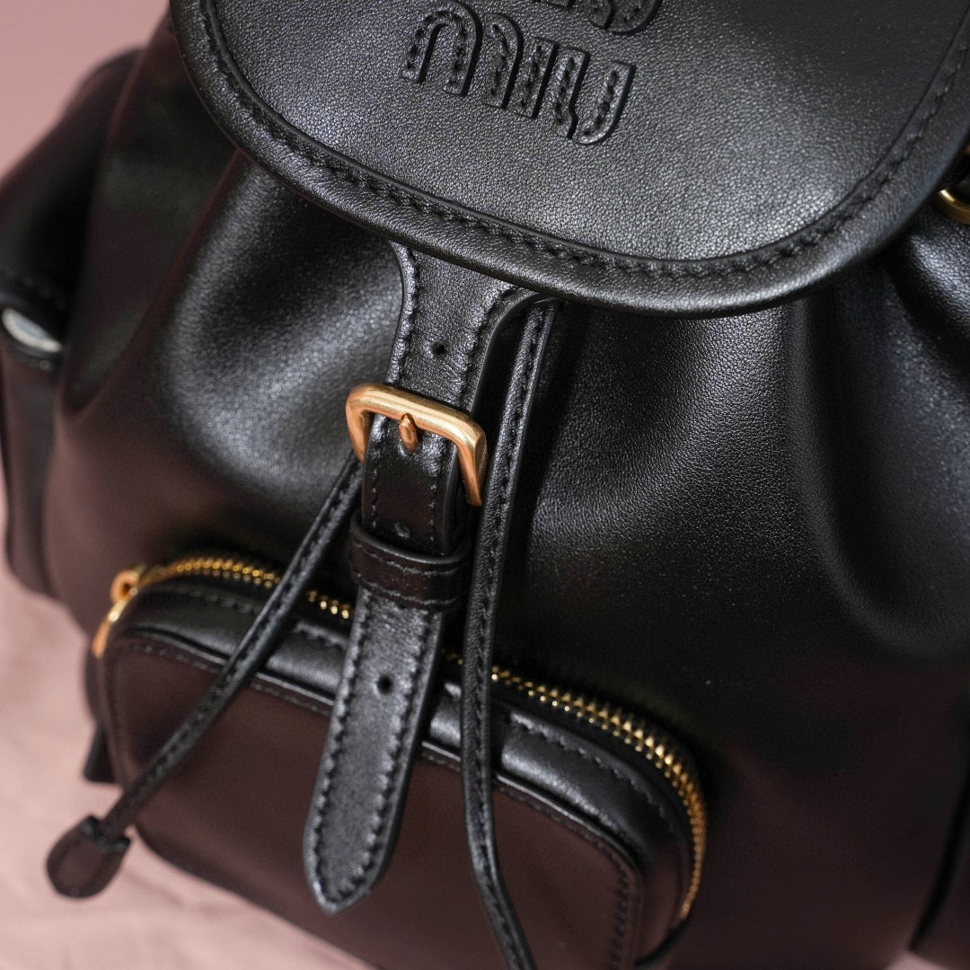 Miu Miu Backpack 22x18x11.5cm