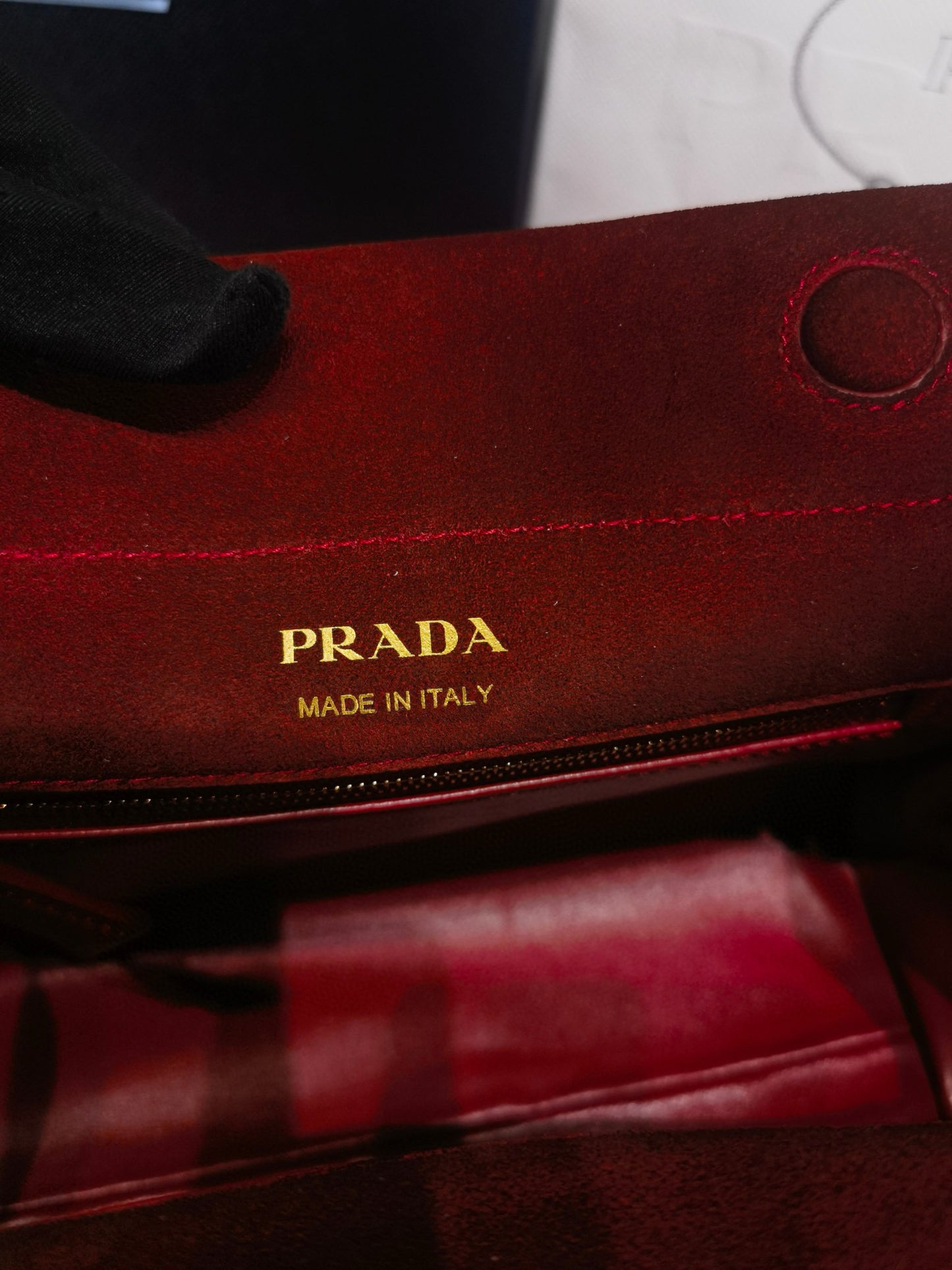PD Enchaine Cross Body Bag