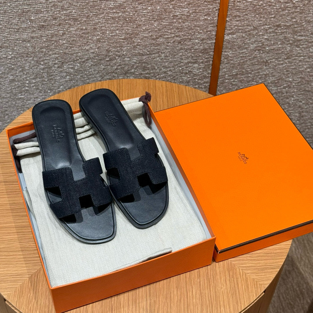Hermes Slippers