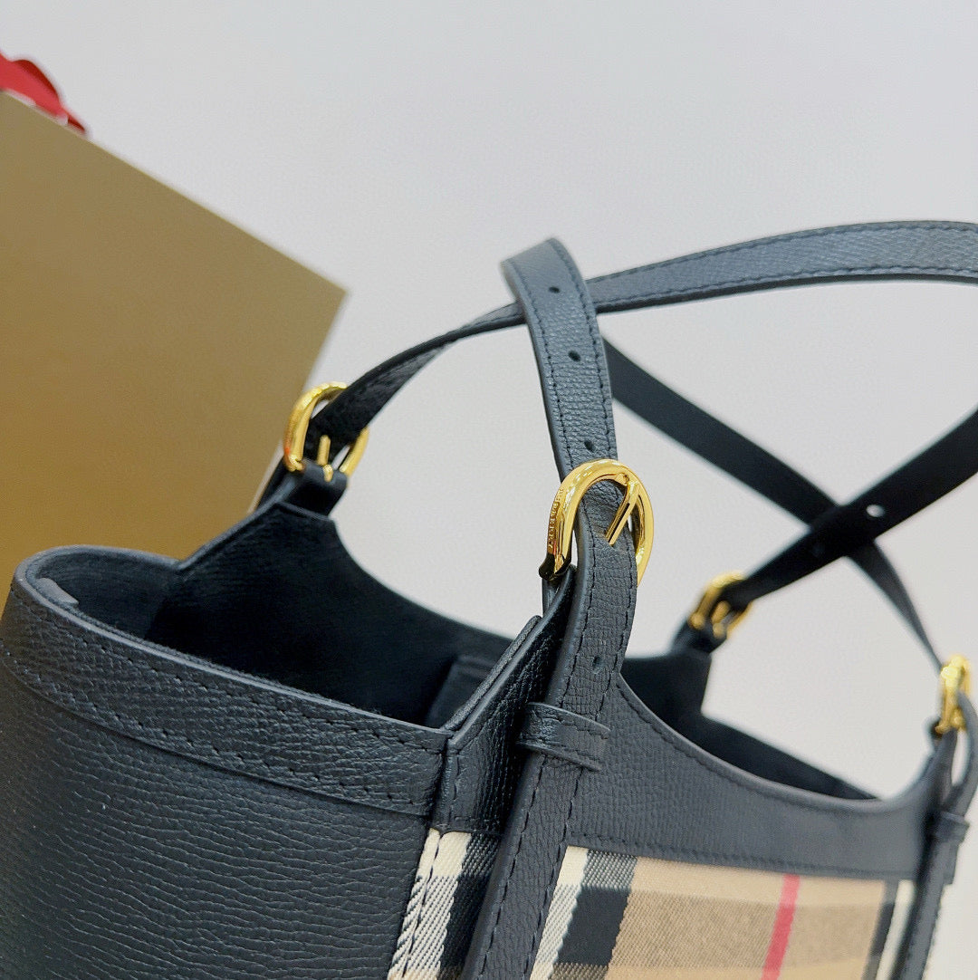 Burberry Canterbury House Check Bag