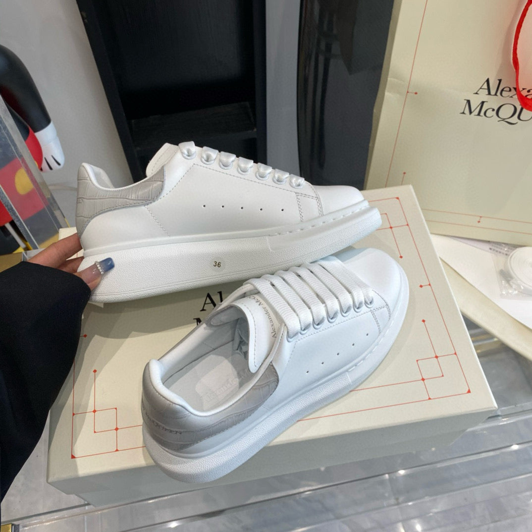 Alexander McQueen Sneakers