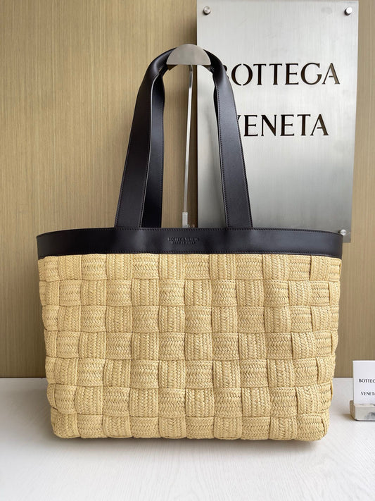 BV Cassette Tote Bag 50x42x18cm