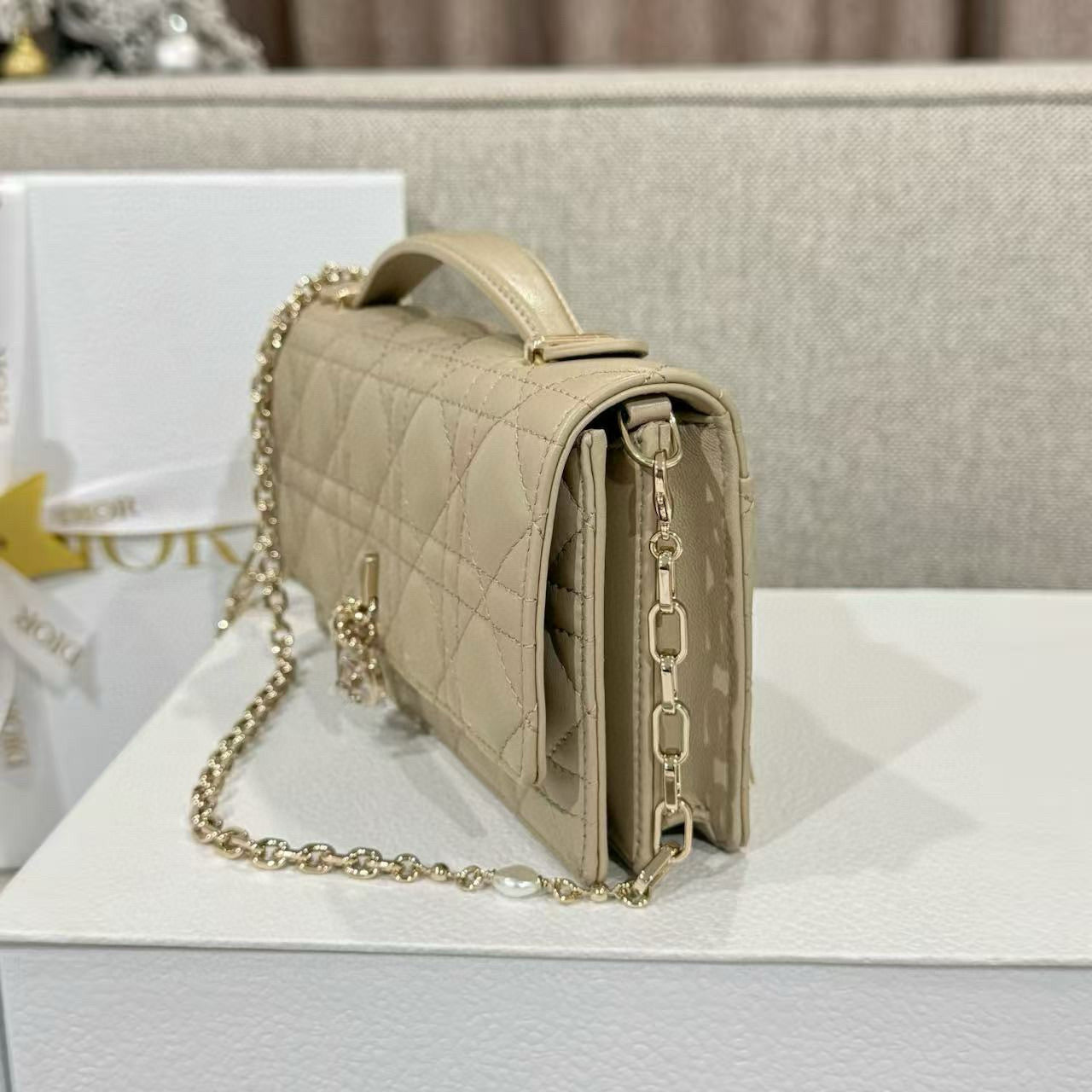 Dior WOC