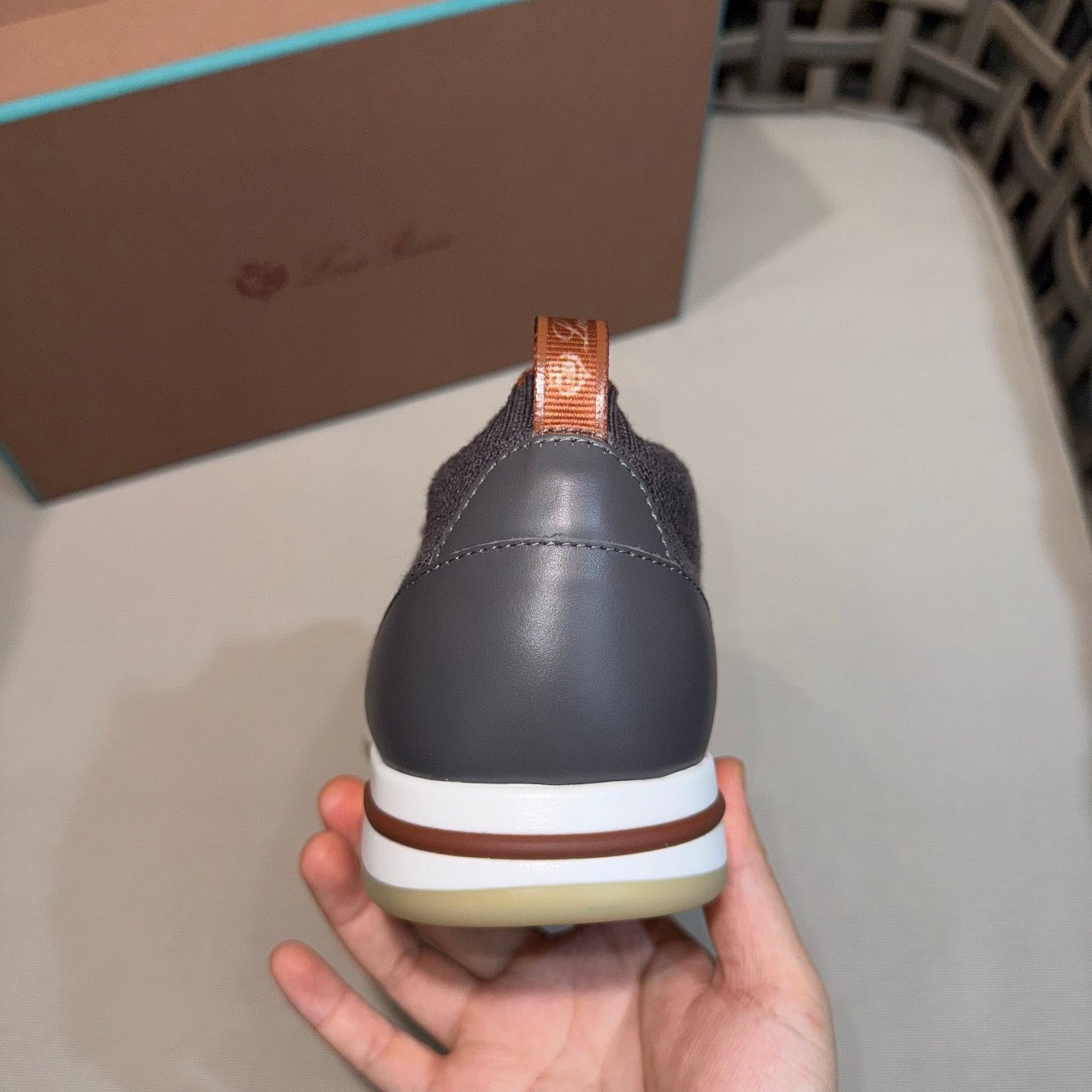 LP Sneakers