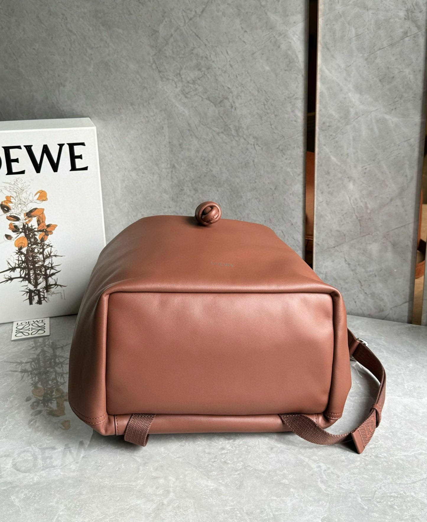 Loewe Backpack(36x16x40cm)