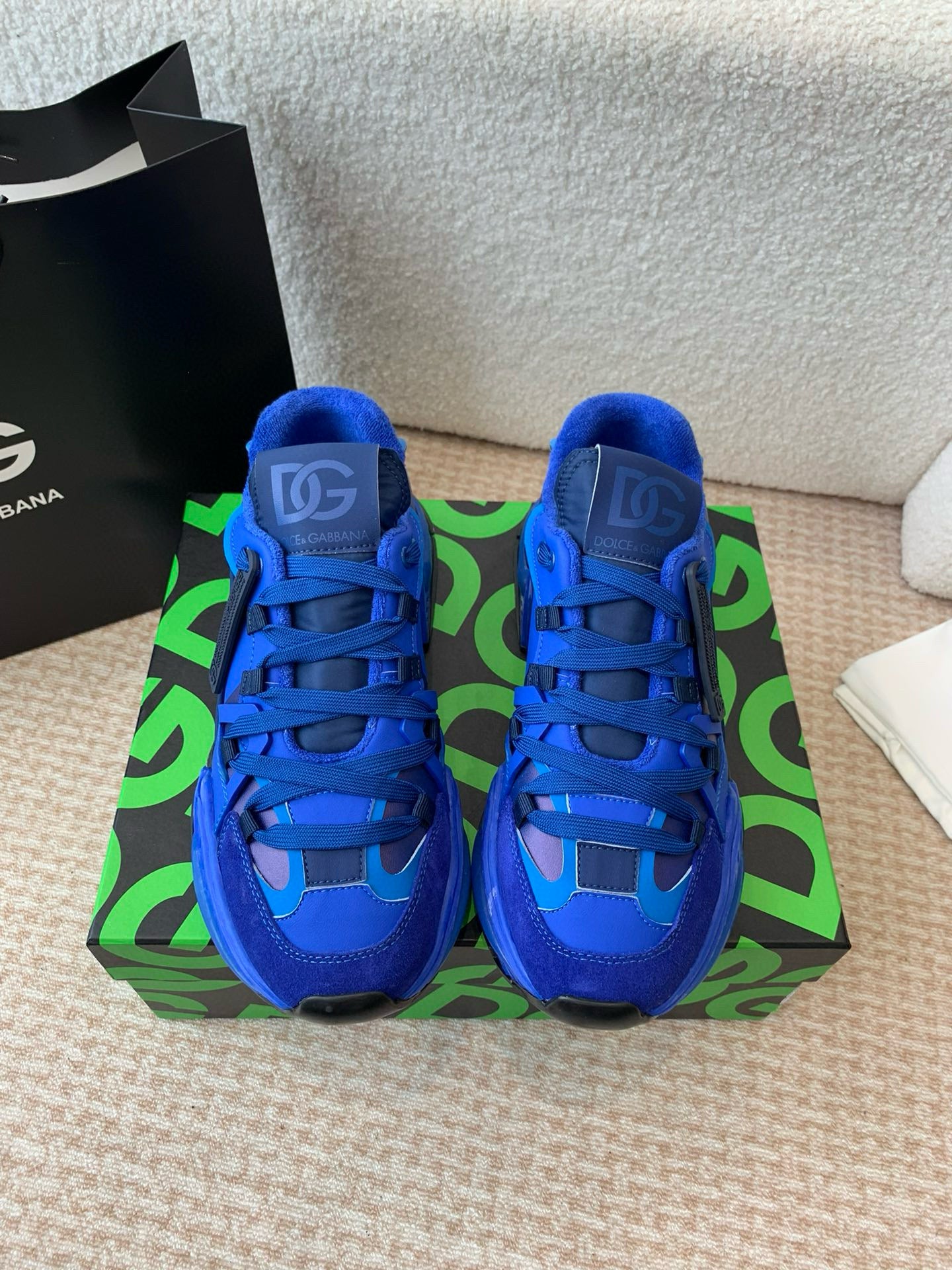 DG Sneakers