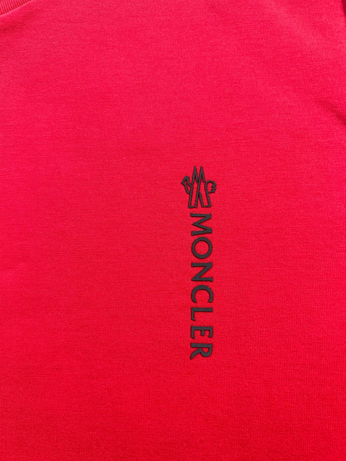 Moncler T-shirt