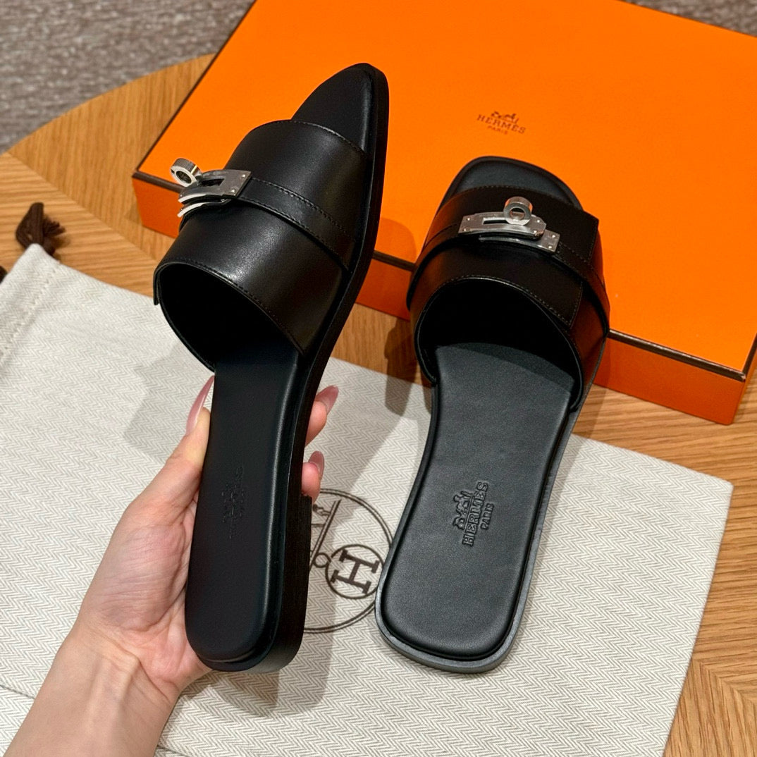 Hermes Slippers