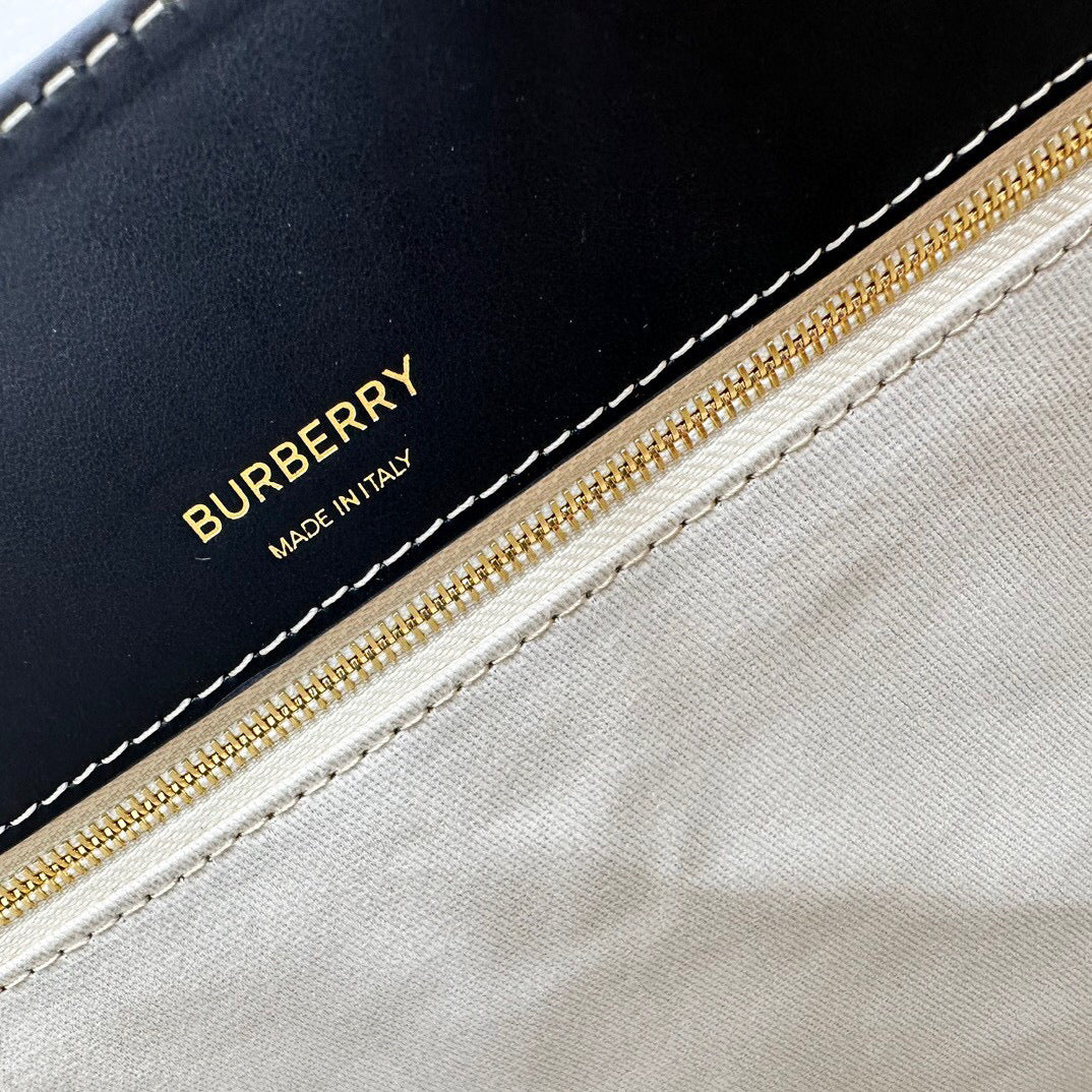 Burberry Tote