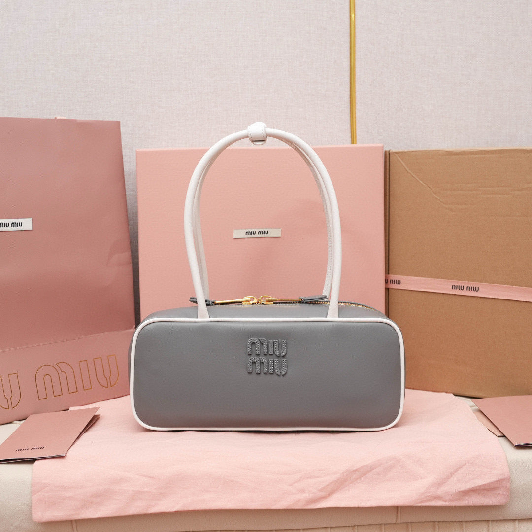 Miu Miu Bowling Bag 28x12x9cm