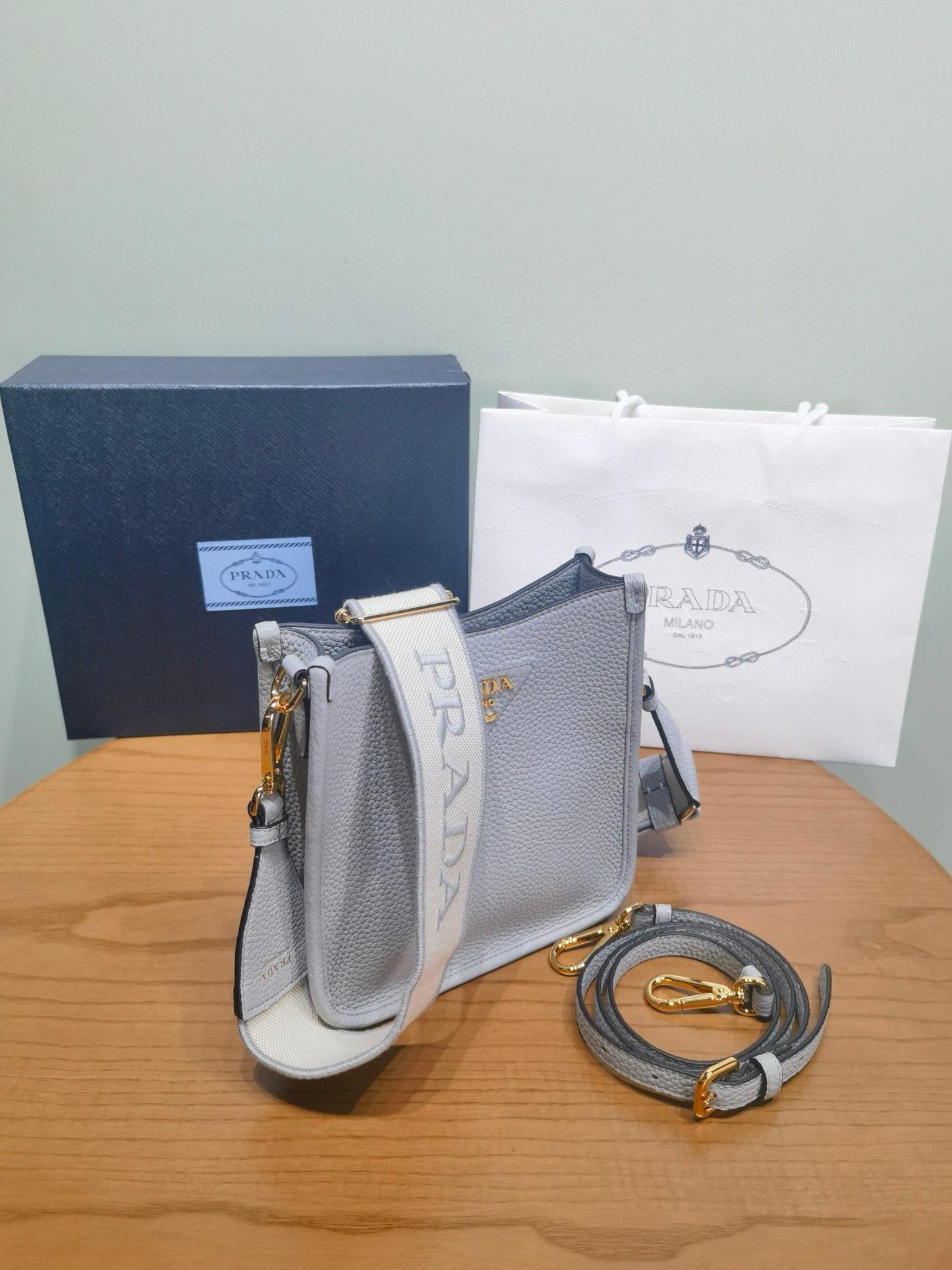 PD Arque Shoulder Bag 19x20x6cm