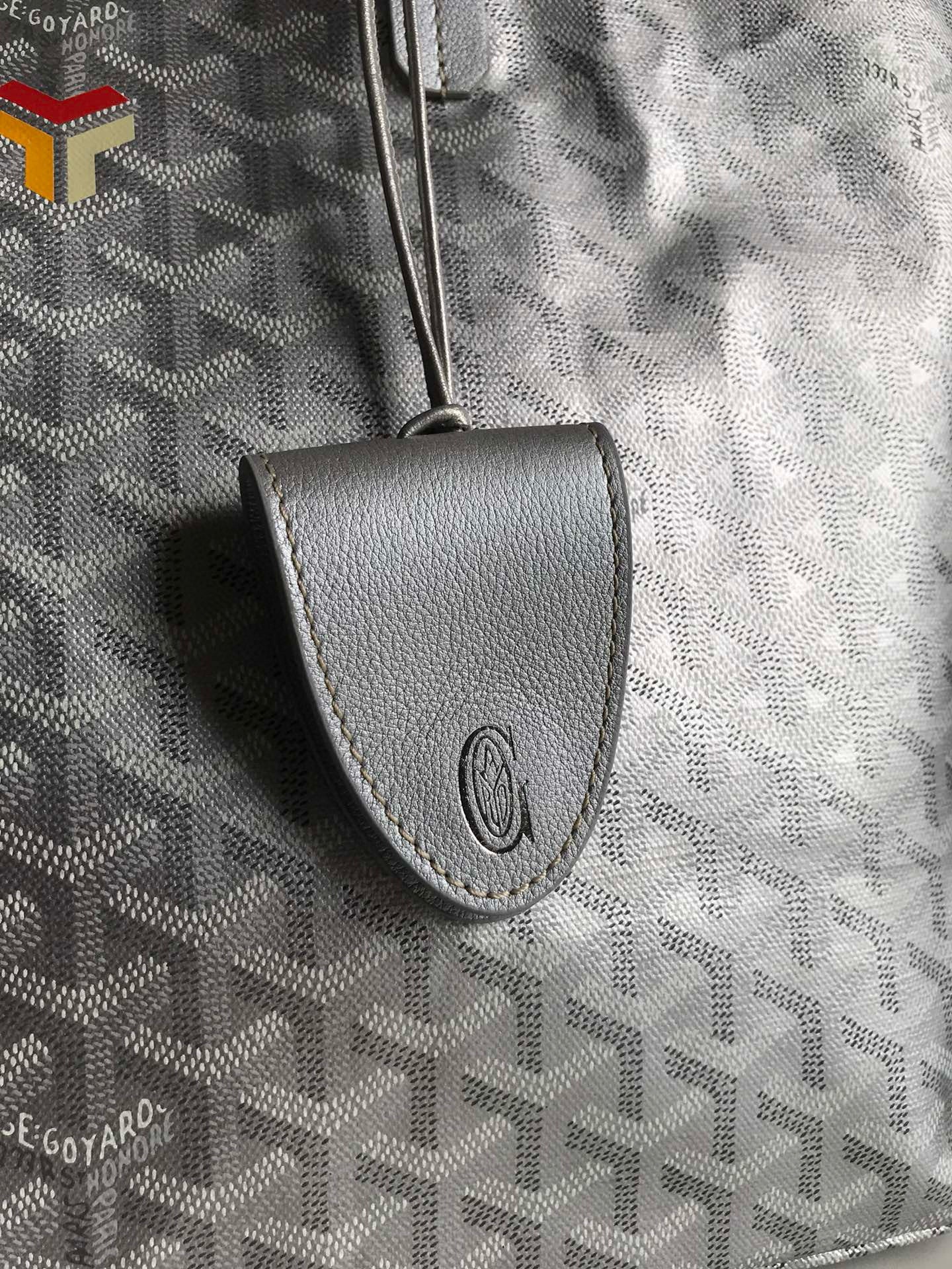Goyard Saint Louis PM Bag