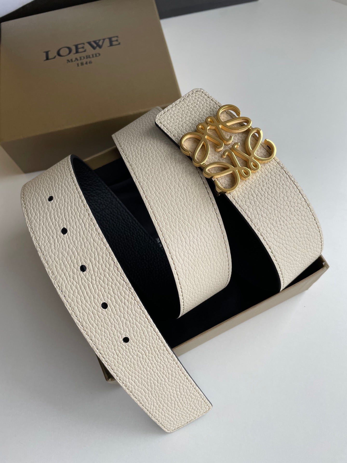 Loewe Belt