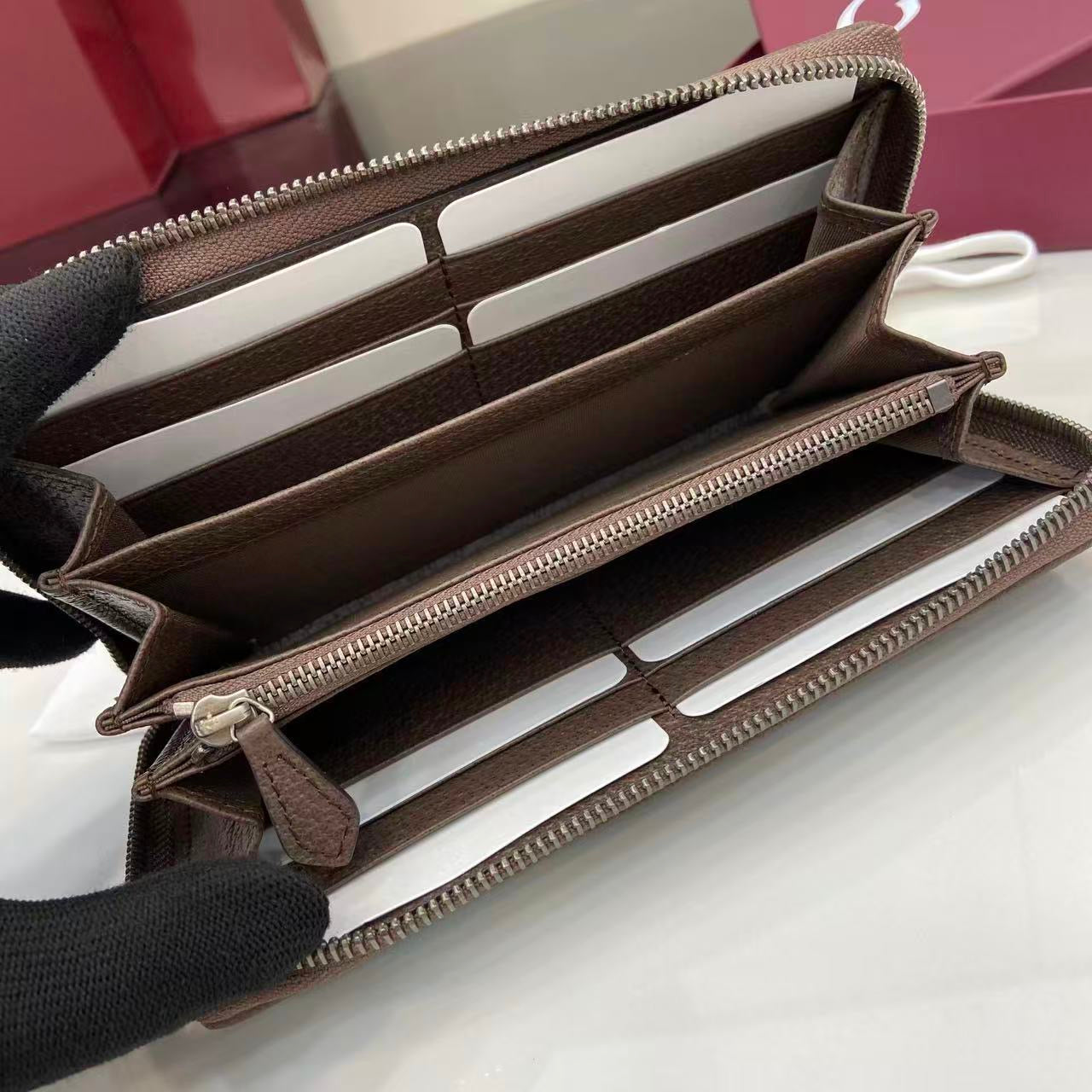 Gucci Long Zipped Wallet