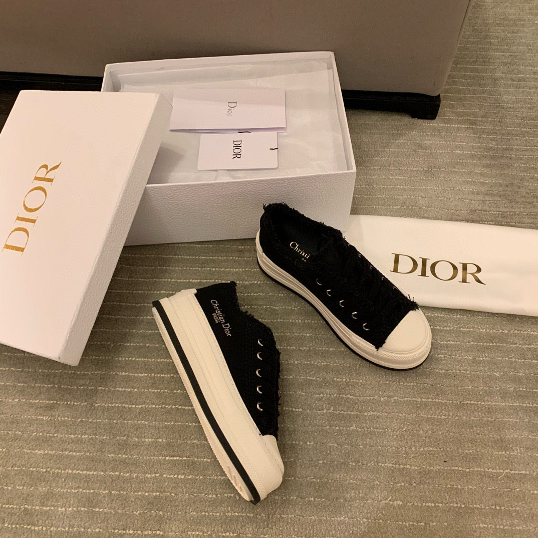 Dior Sneakers