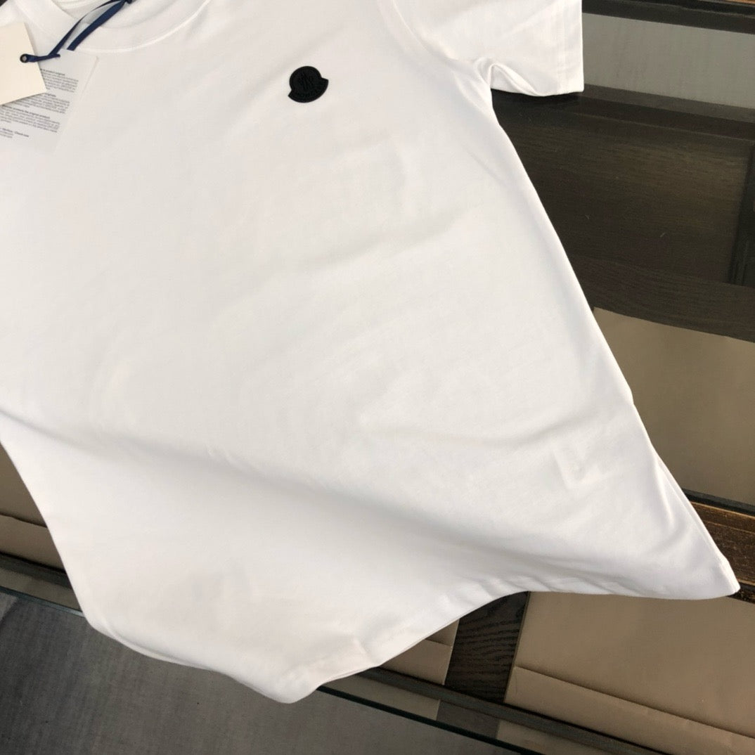 Moncler T-shirt