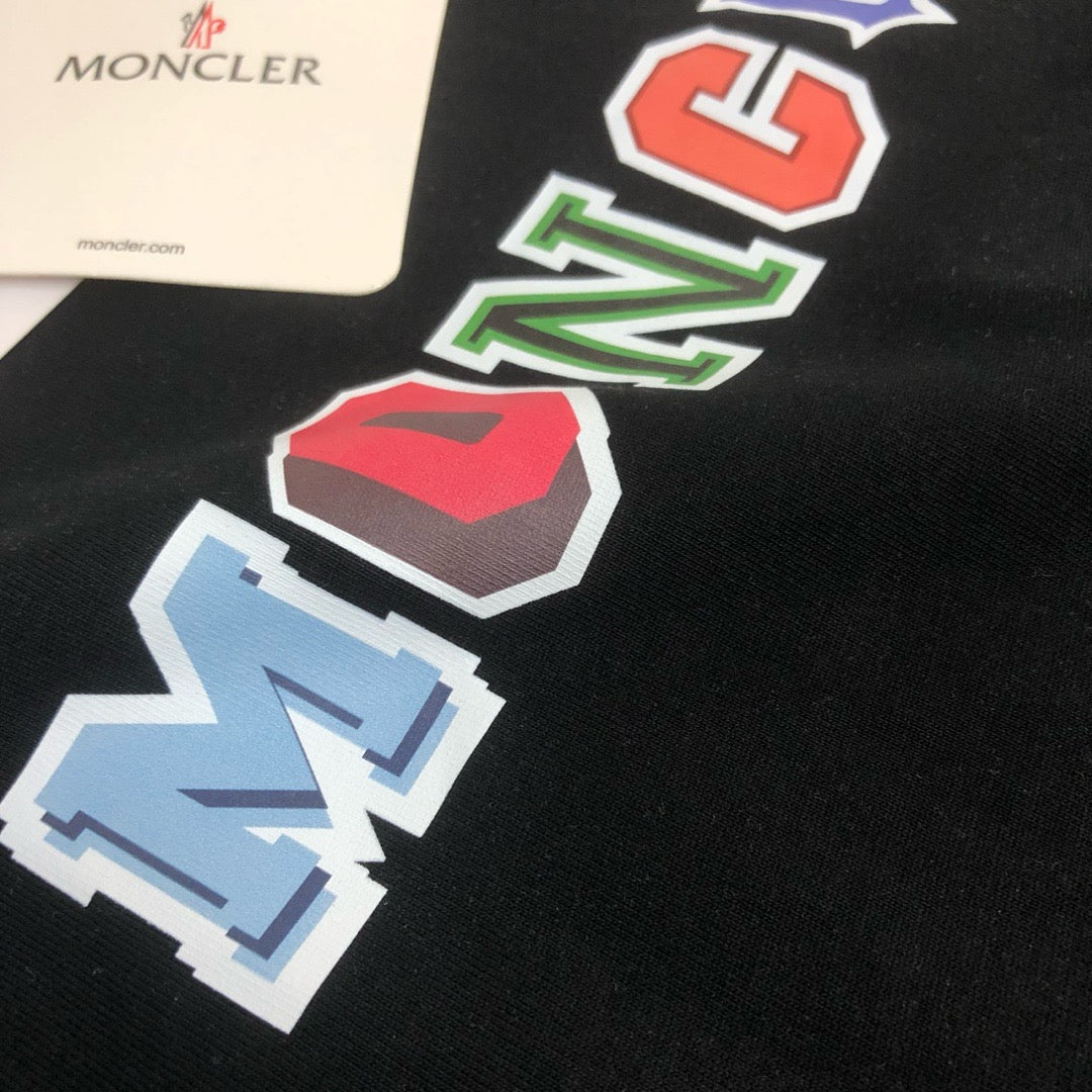 Moncler T-shirt