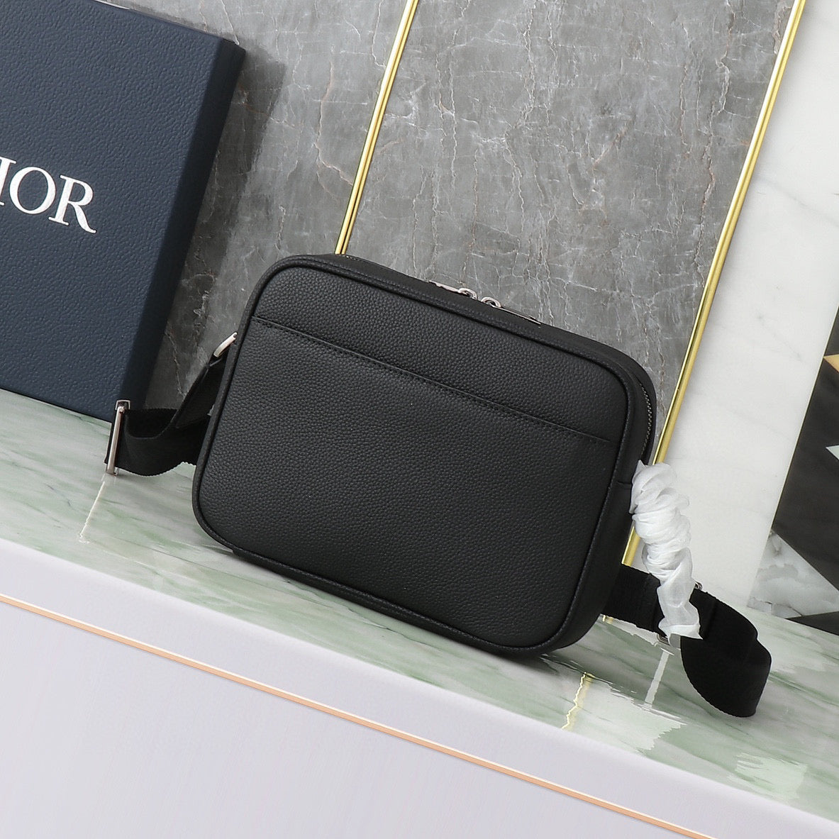 Dior Rider 2.0 Zipped Messenger Bag