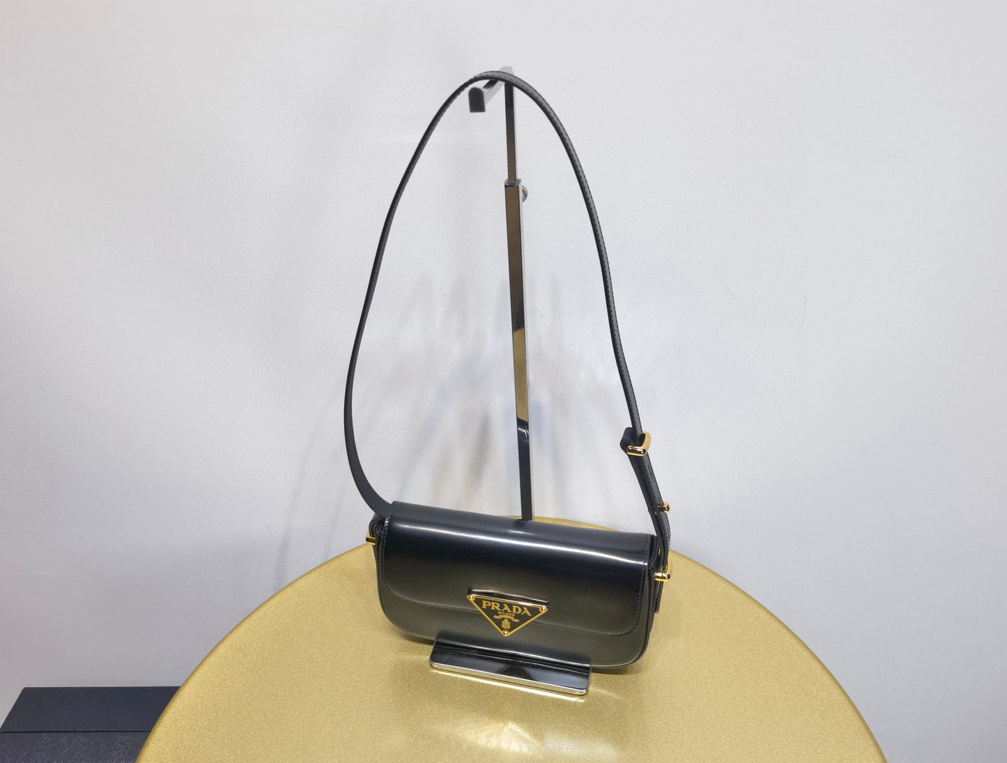 Prada Shoulder Bag 24x11x4cm