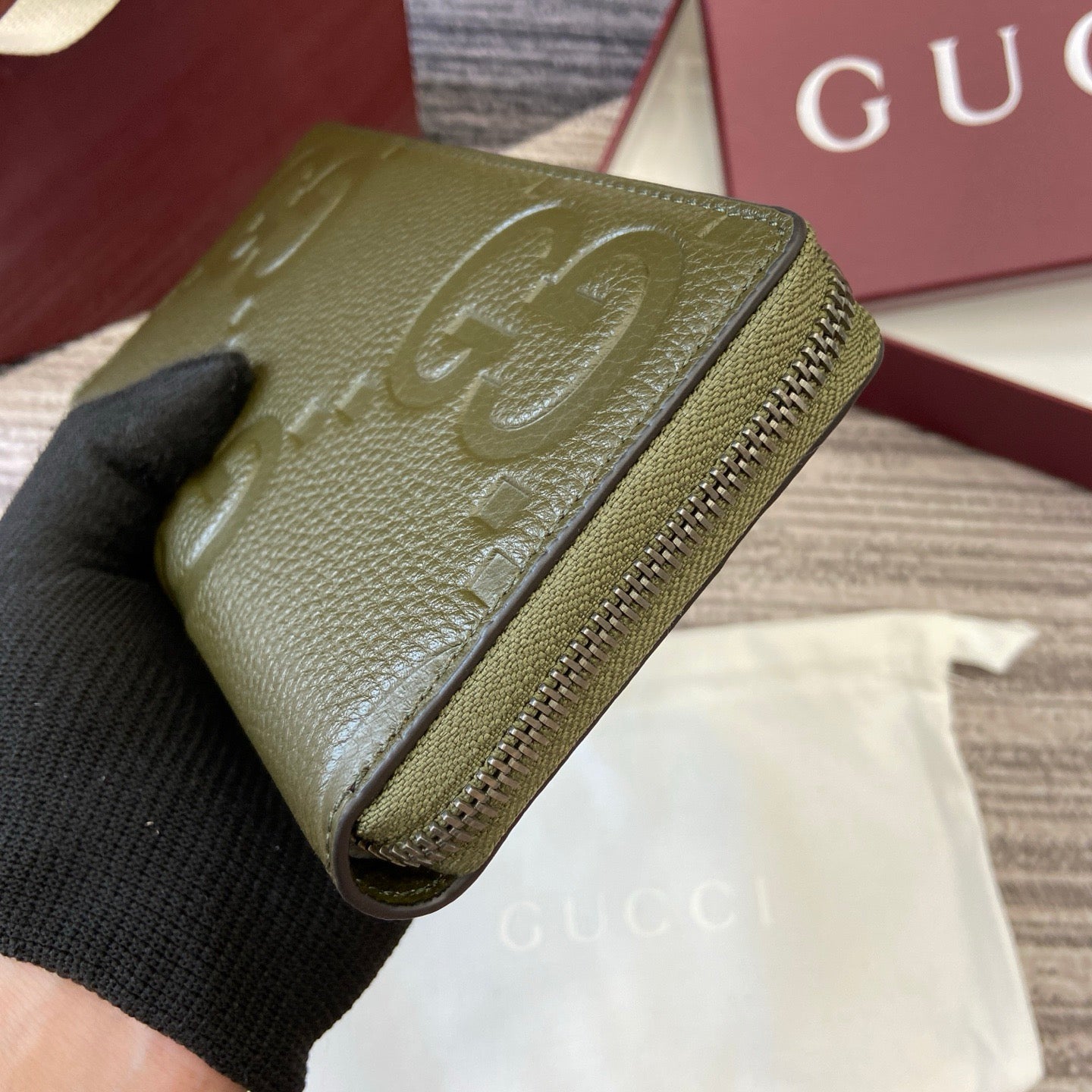 Gucci Long Zipped Wallet
