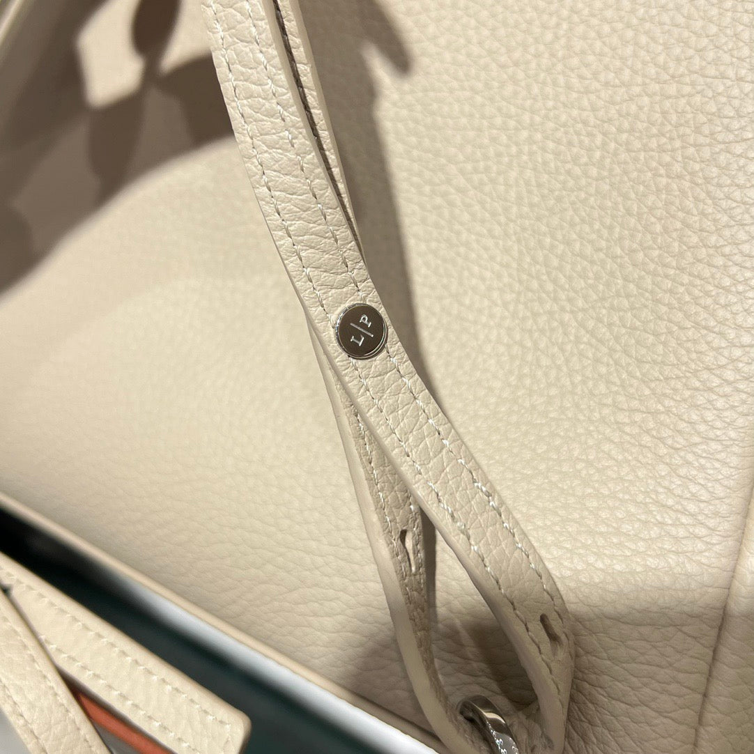 LP Extra Pocket L23.5 Backpack