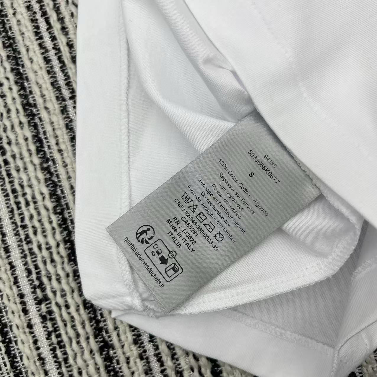 Dior T-shirt