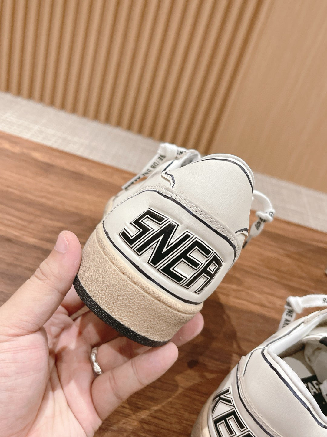 Golden Goose Sneaker