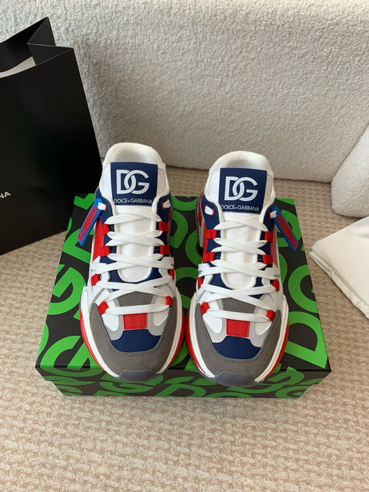 DG Sneakers