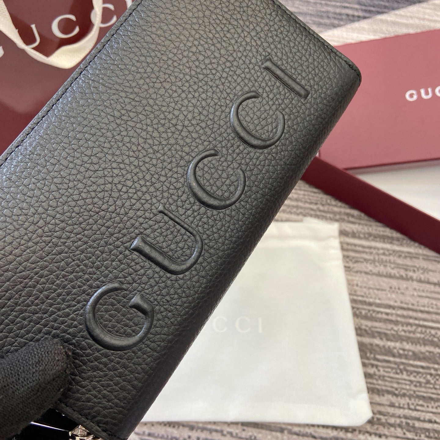 Gucci Long Zipped Wallet